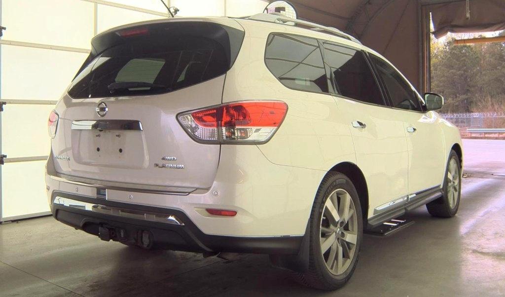 Nissan Pathfinder  2015