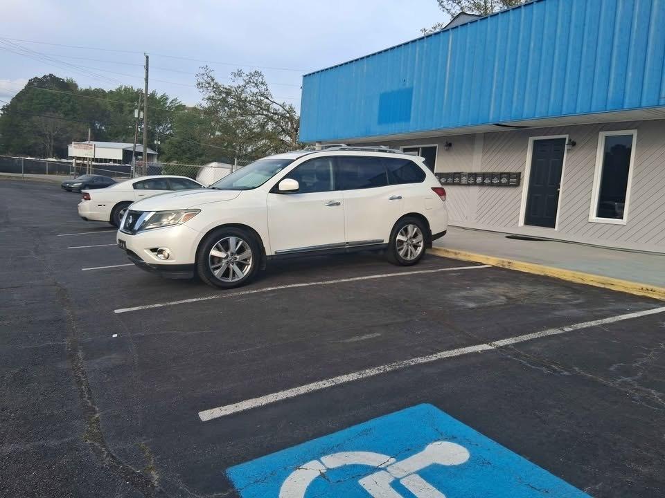 Nissan Pathfinder Platinum 2015