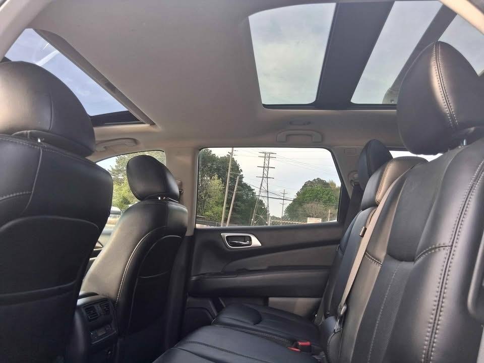 Nissan Pathfinder Platinum 2015