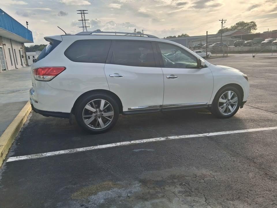 Nissan Pathfinder Platinum 2015