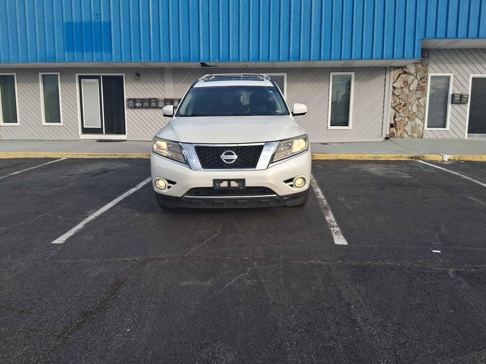 Nissan Pathfinder Platinum 2015
