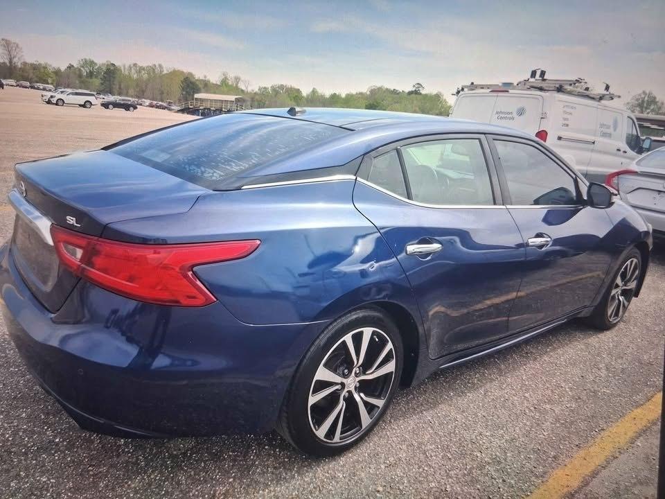 Nissan Maxima  2018