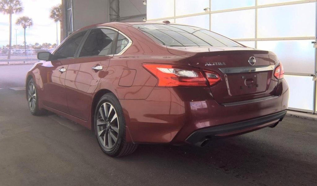 Nissan Altima  2017