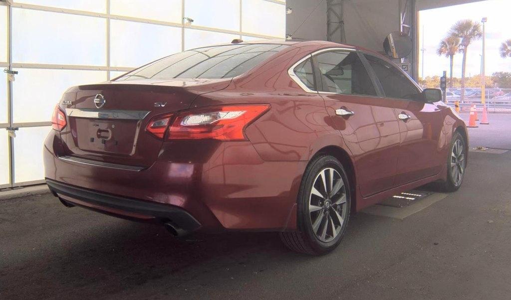 Nissan Altima  2017