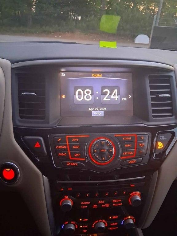 Nissan Pathfinder SV 2017