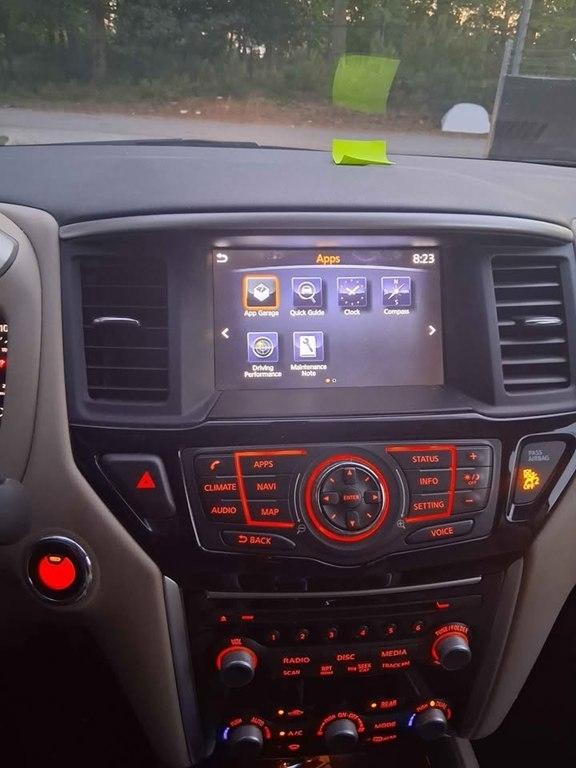 Nissan Pathfinder SV 2017