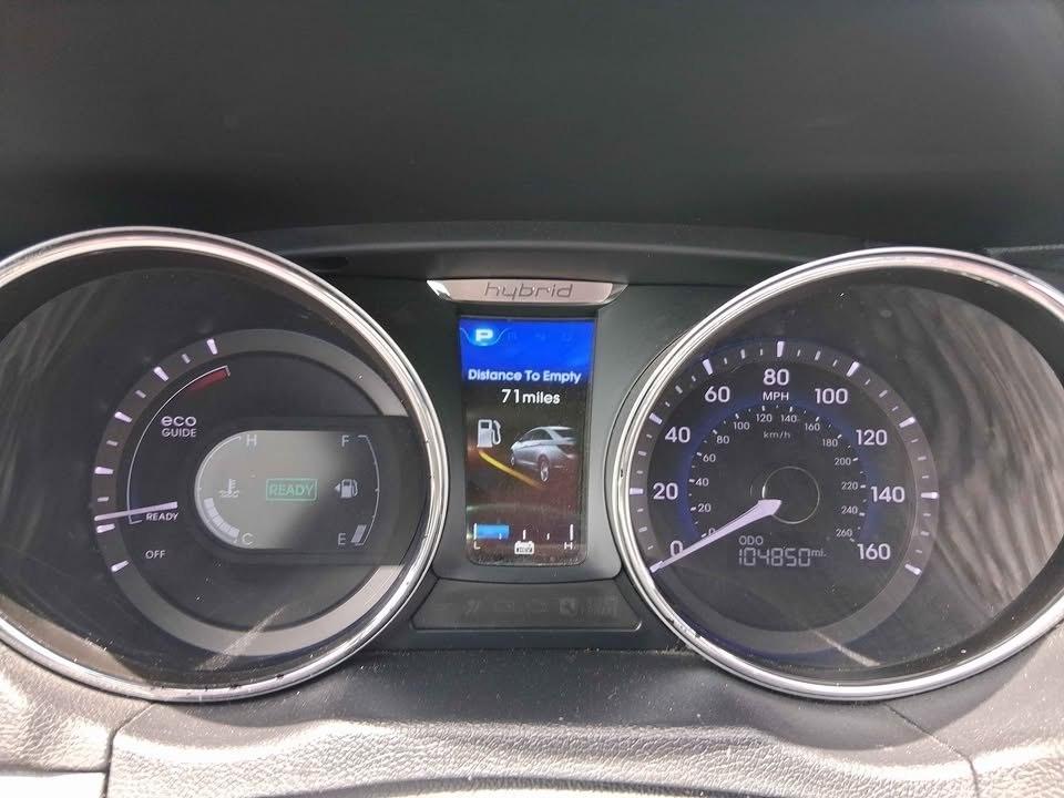 Hyundai Sonata Hybrid  2014