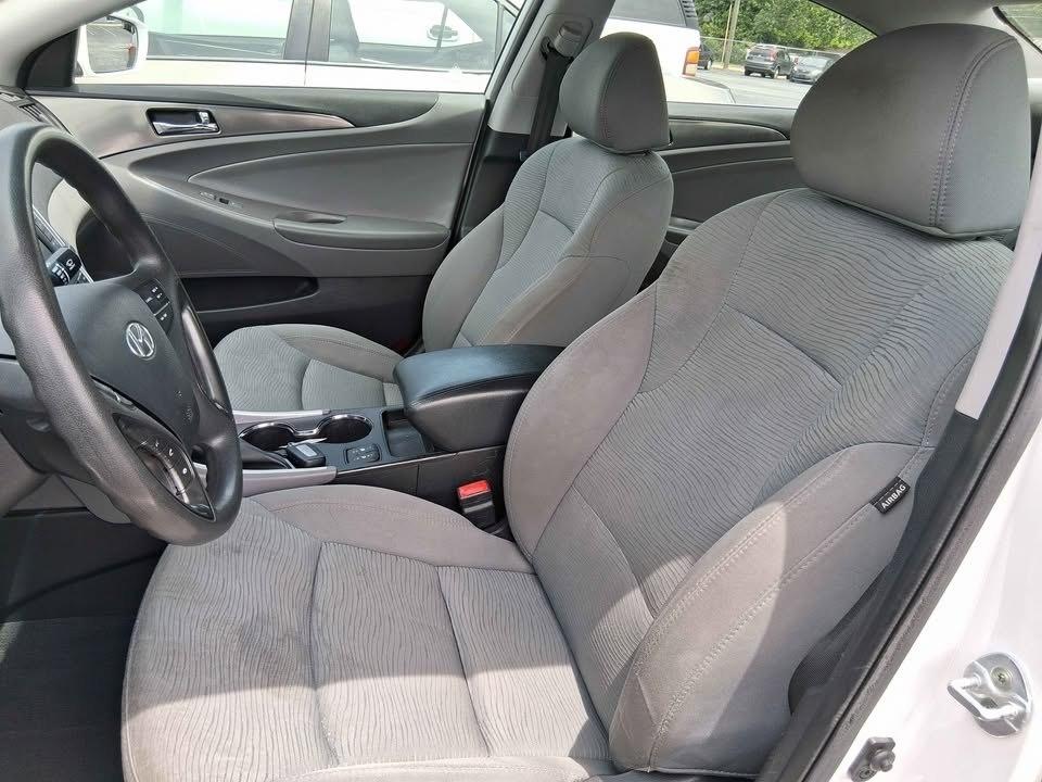Hyundai Sonata Hybrid  2014