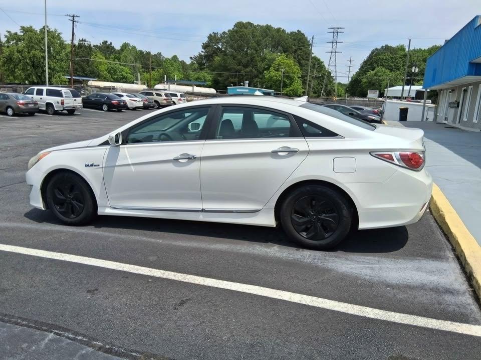 Hyundai Sonata Hybrid  2014