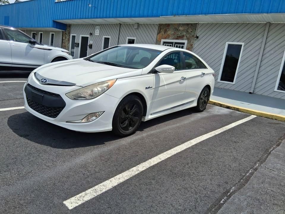 Hyundai Sonata Hybrid  2014