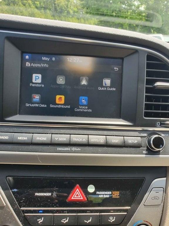 Hyundai Elantra SEL 2018