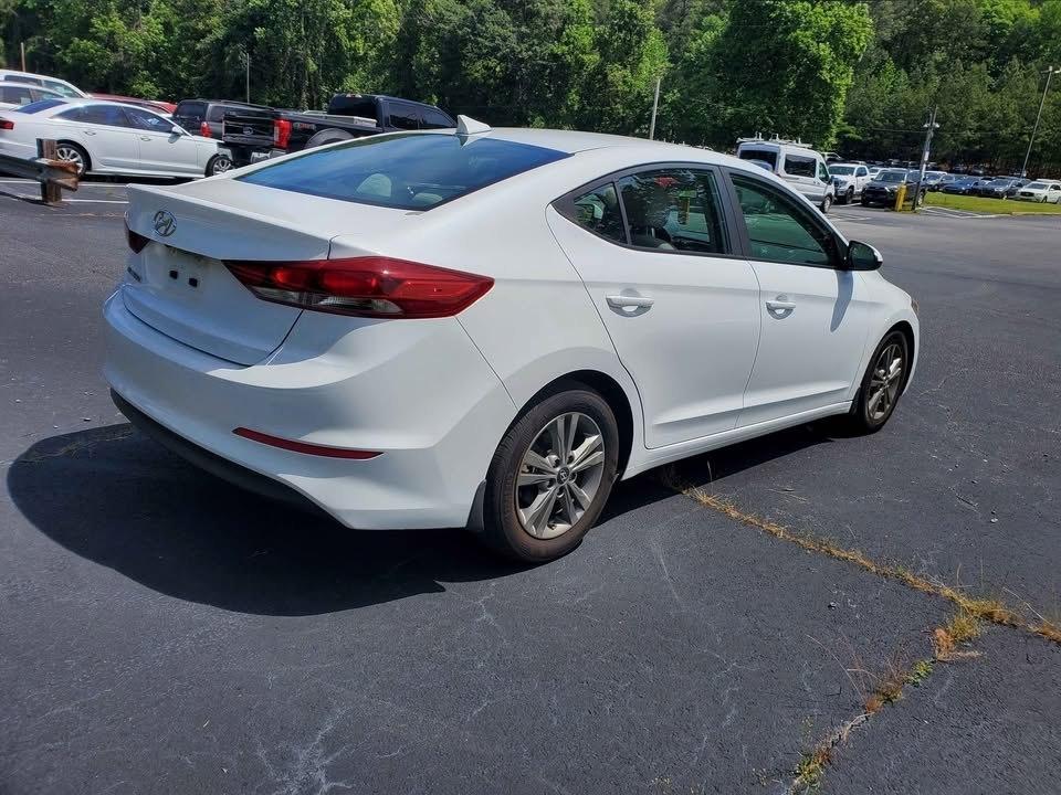 Hyundai Elantra SEL 2018