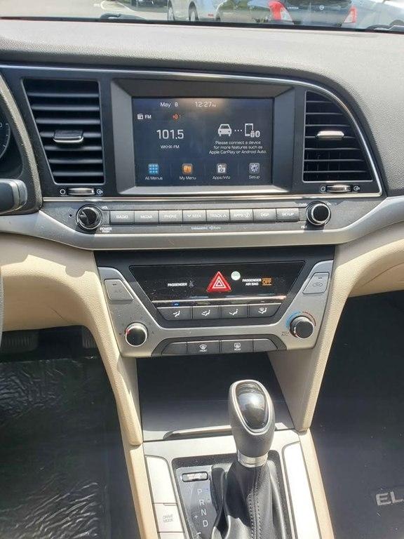 Hyundai Elantra SEL 2018