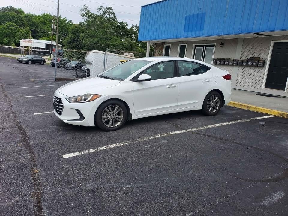 Hyundai Elantra SEL 2018