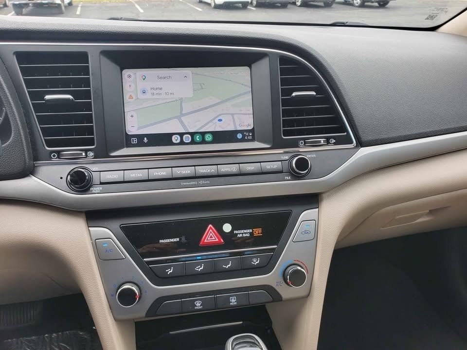 Hyundai Elantra SEL 2018