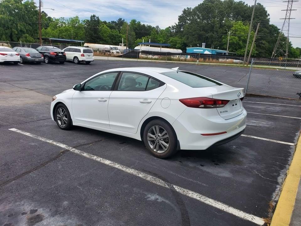 Hyundai Elantra SEL 2018