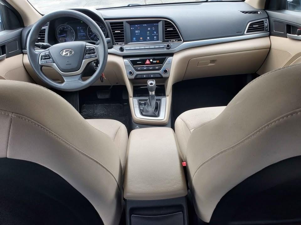 Hyundai Elantra SEL 2018