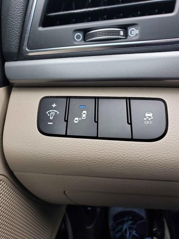 Hyundai Elantra SEL 2018