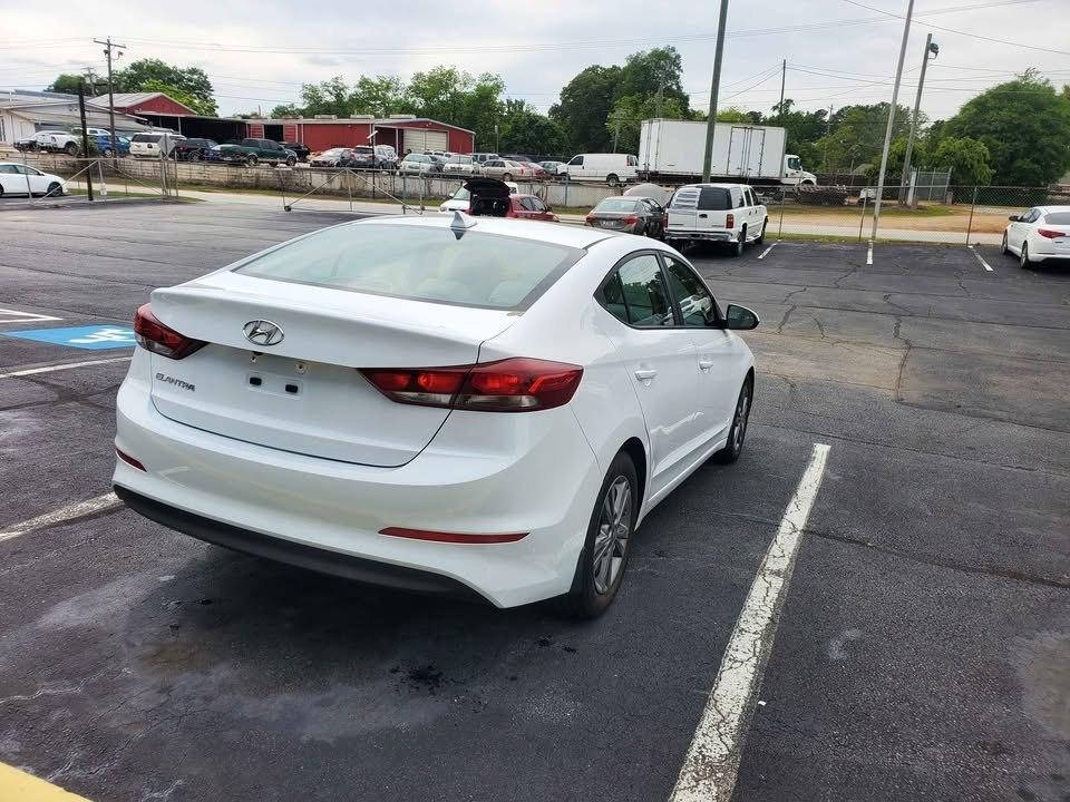 Hyundai Elantra SEL 2018
