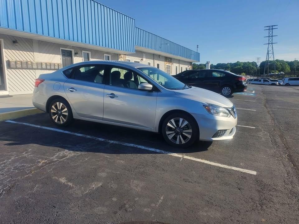 2019 Nissan Sentra SV CVT's photo