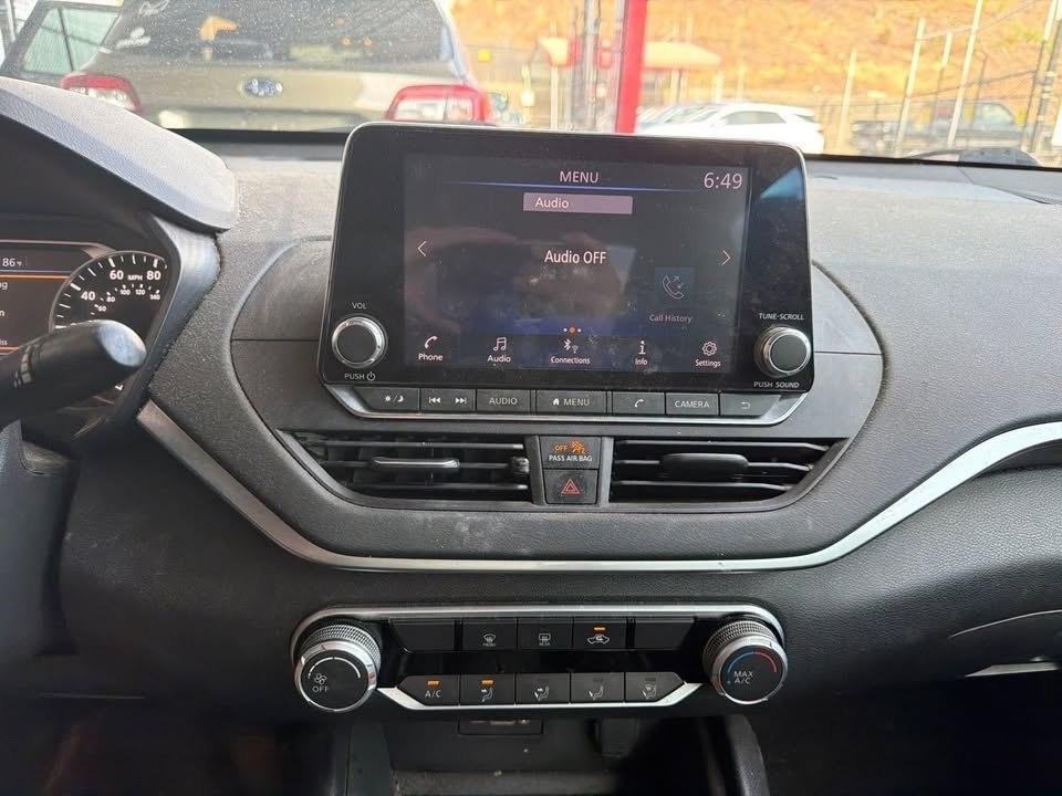 Nissan Altima  2020
