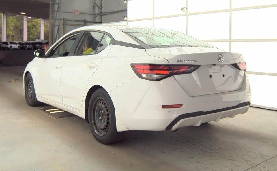 Nissan Sentra  2020