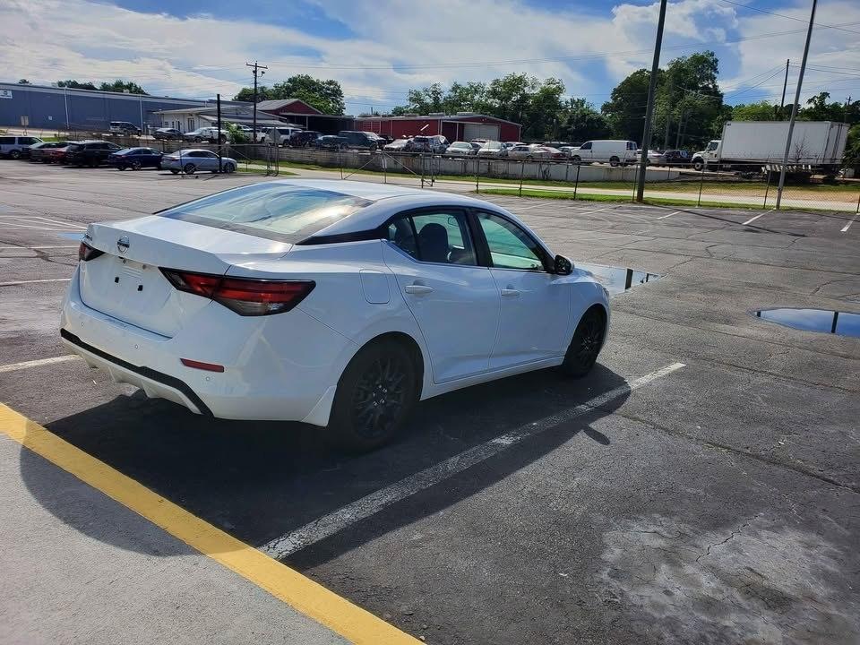 Nissan Sentra S 2020