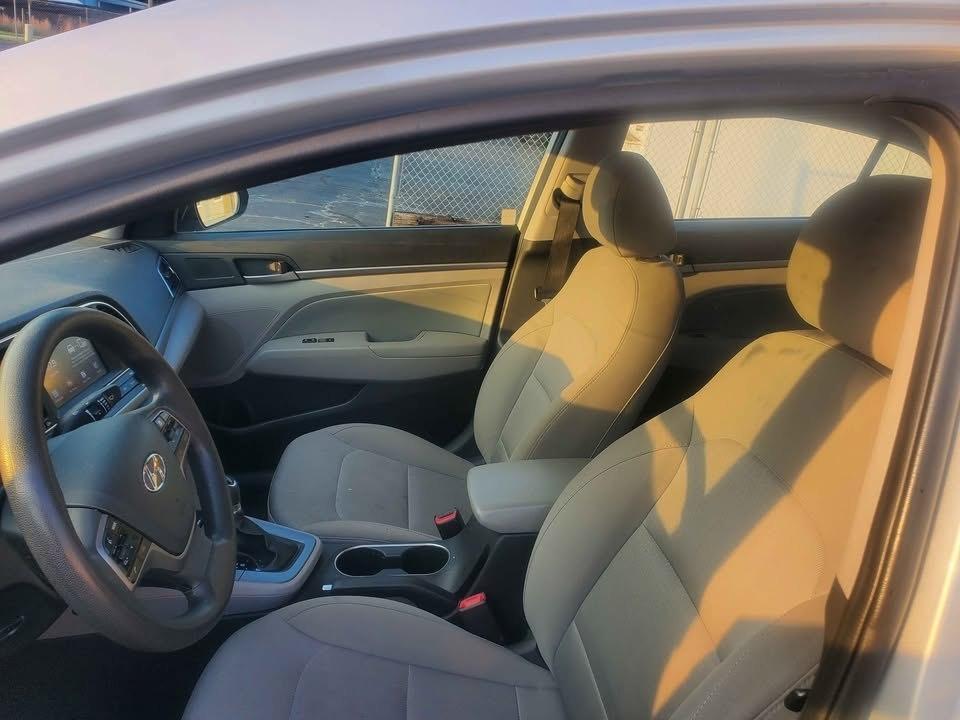Hyundai Elantra SEL 2018