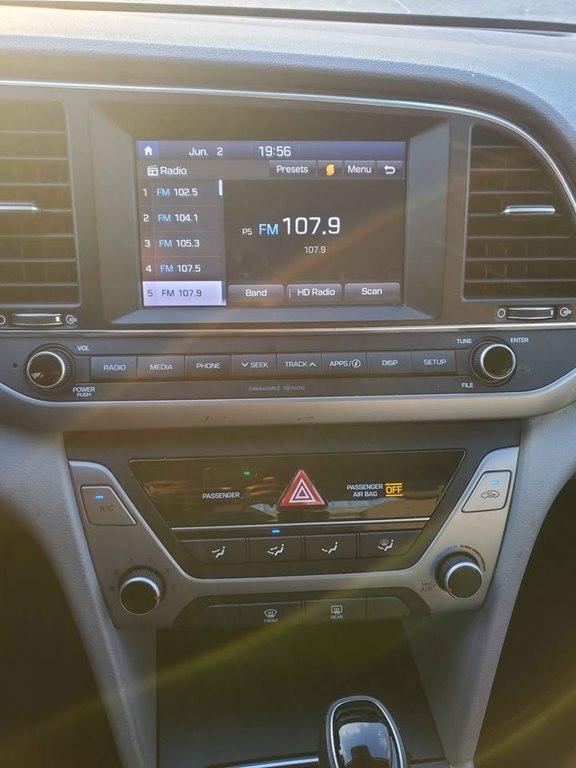 Hyundai Elantra SEL 2018