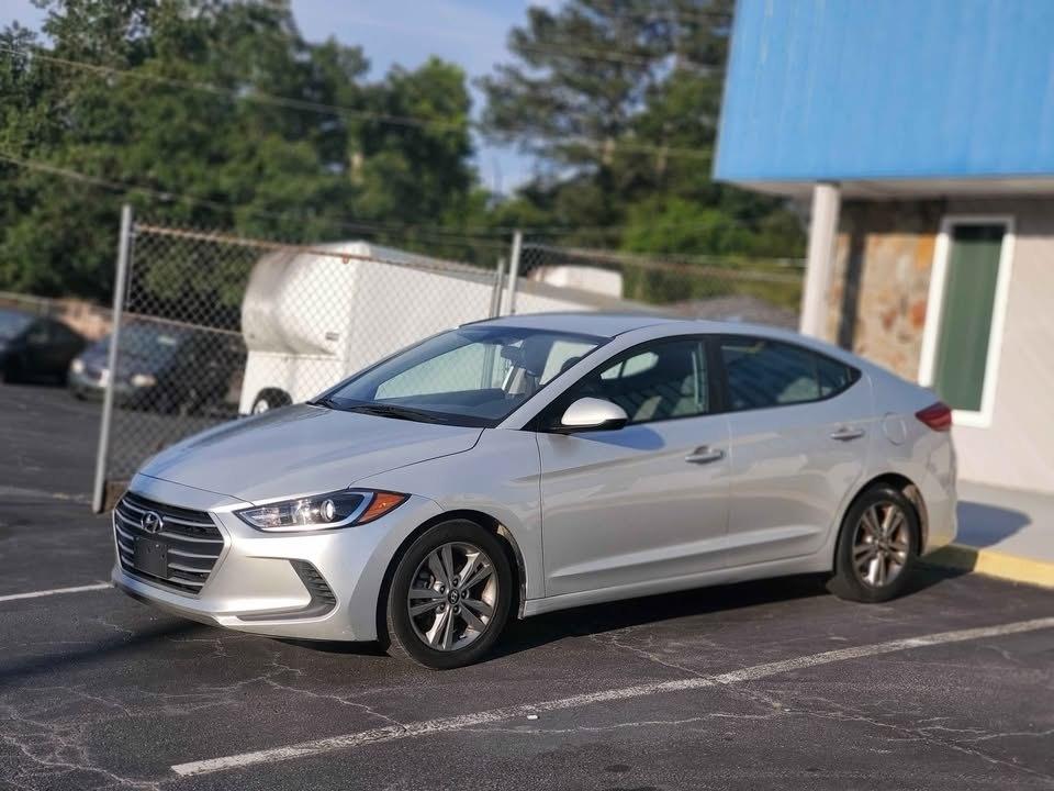 Hyundai Elantra SEL 2018