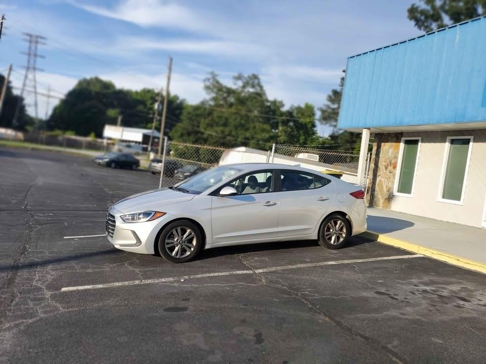 Hyundai Elantra SEL 2018