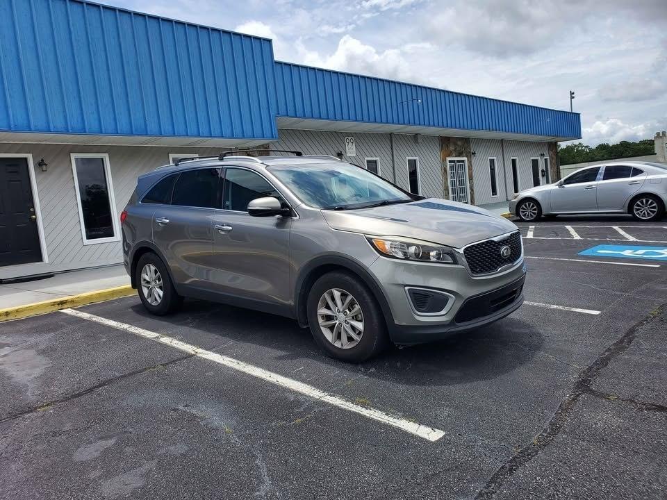 Kia Sorento LX V6 FWD 2017