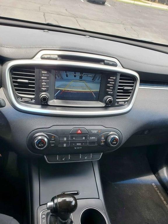 Kia Sorento LX V6 FWD 2017