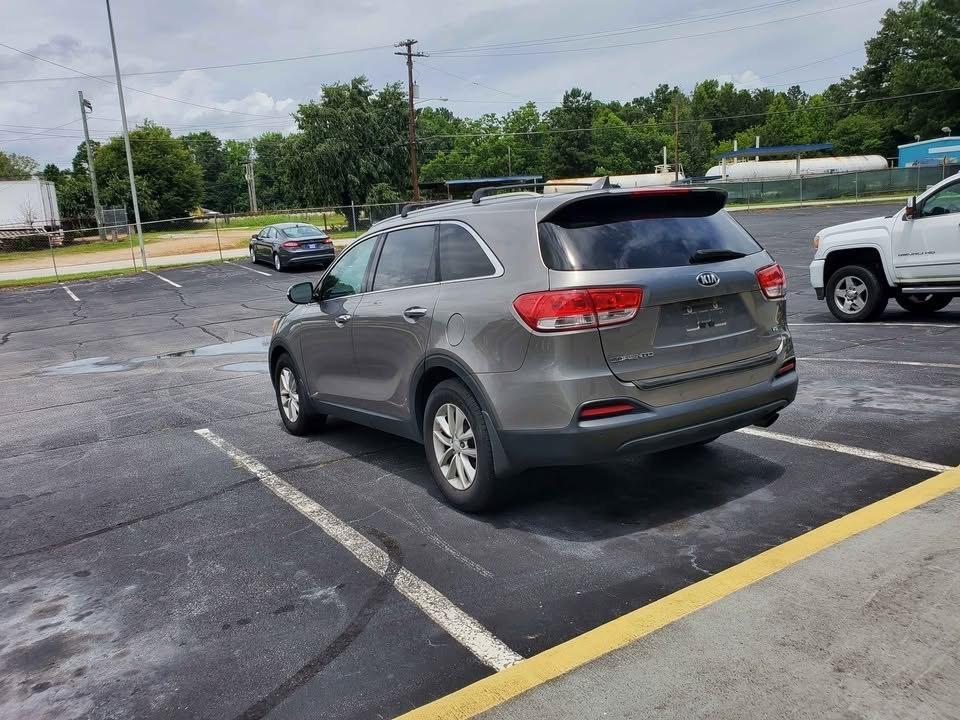 Kia Sorento LX V6 FWD 2017