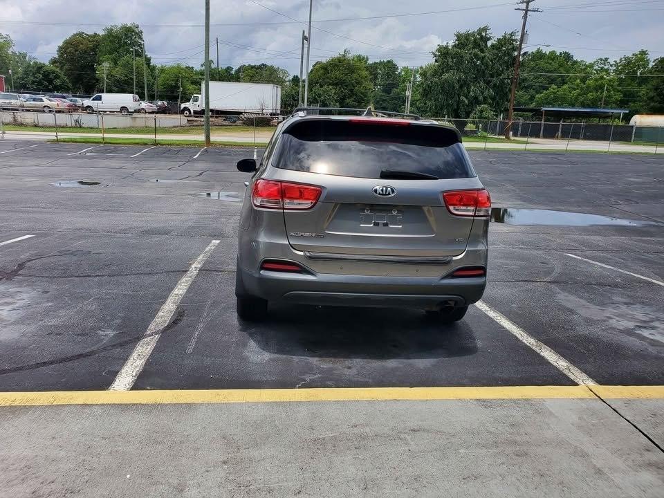 Kia Sorento LX V6 FWD 2017