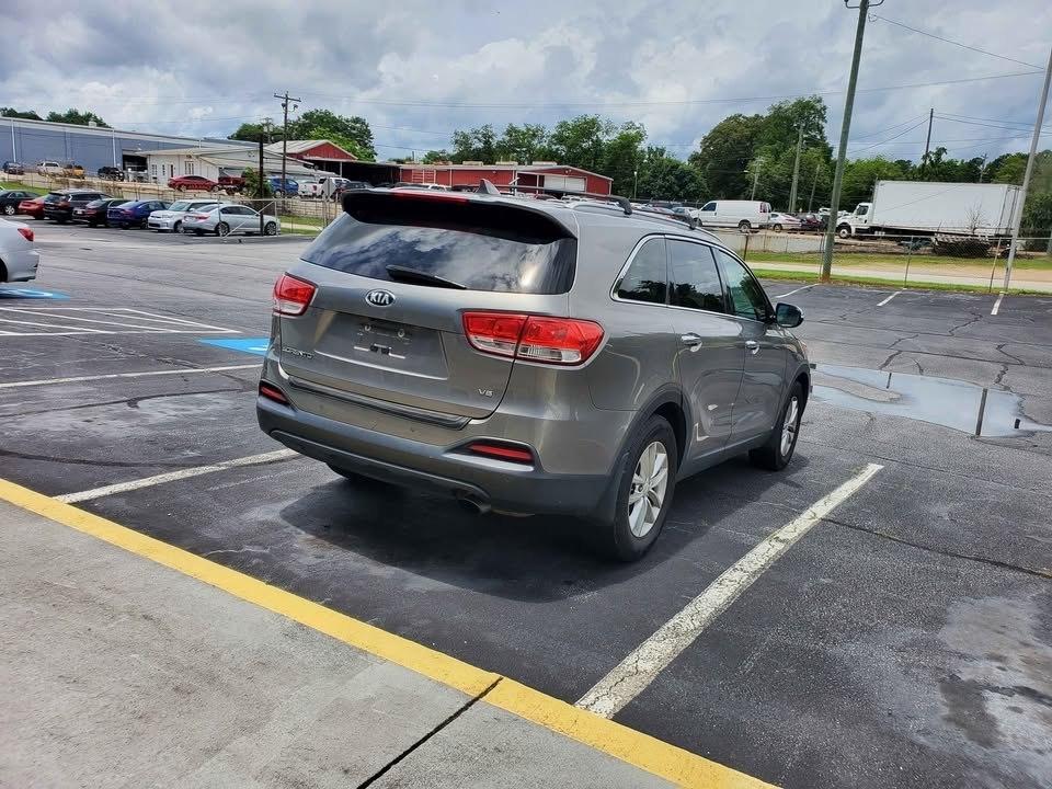 Kia Sorento LX V6 FWD 2017