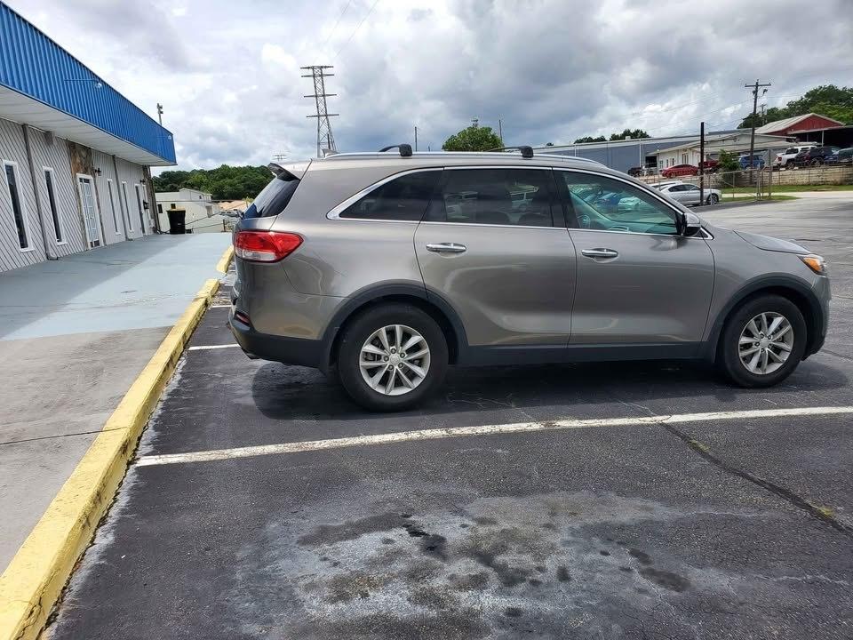Kia Sorento LX V6 FWD 2017