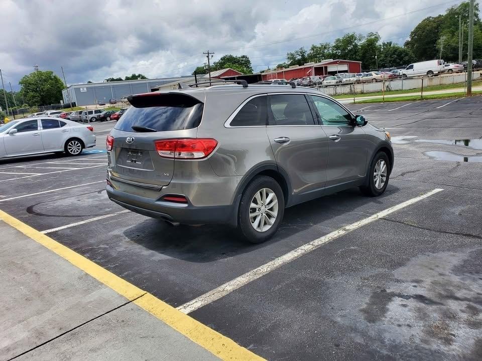 Kia Sorento LX V6 FWD 2017