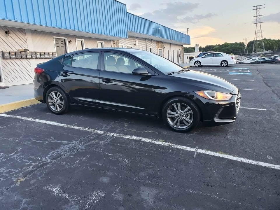 Hyundai Elantra SEL 2018