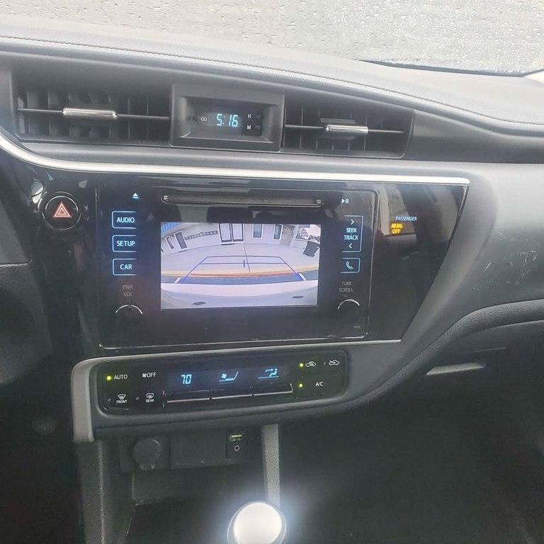 2019 Toyota Corolla LE - Photo 5