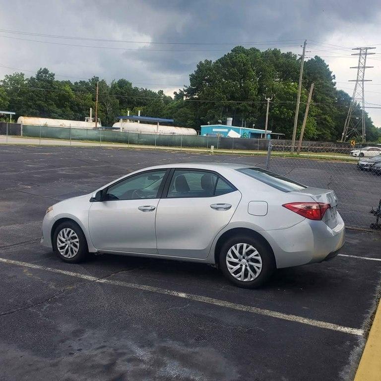 2019 Toyota Corolla LE - Photo 7