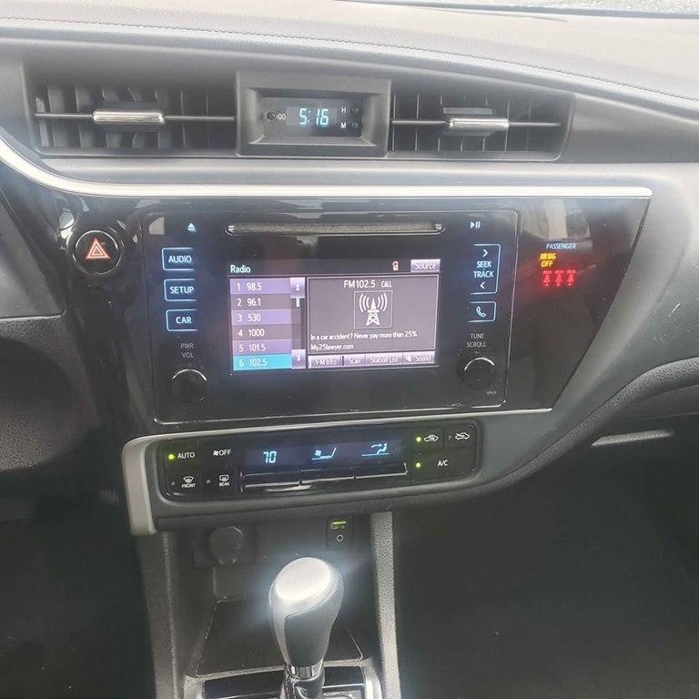 2019 Toyota Corolla LE - Photo 11