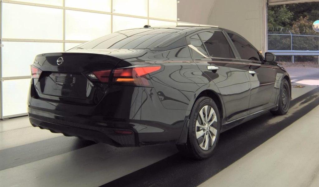 Nissan Altima  2019