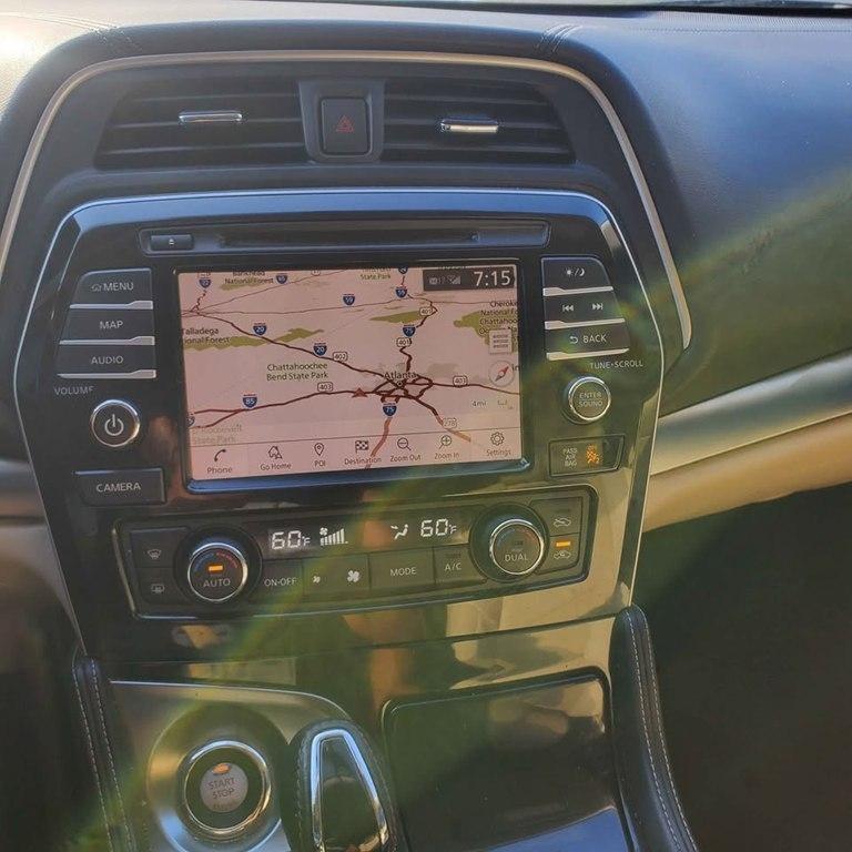 Nissan Maxima  2019