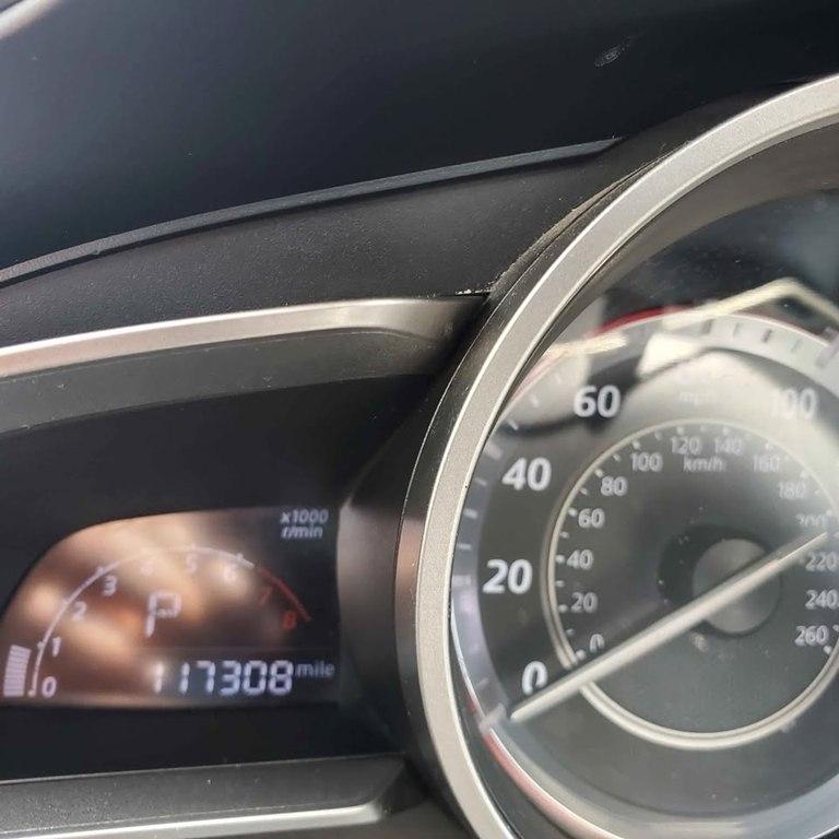 Mazda MAZDA3  2015