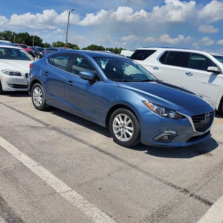 Mazda MAZDA3  2015