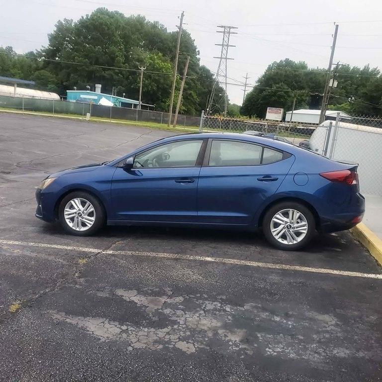 Hyundai Elantra  2020
