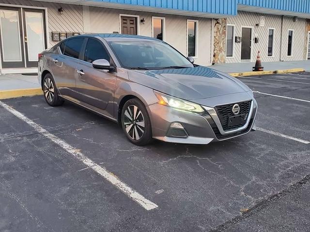 2021 Nissan Altima 2.5 SV FWD