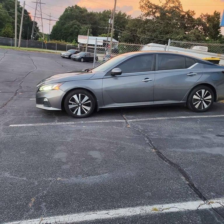 Nissan Altima SV 2021