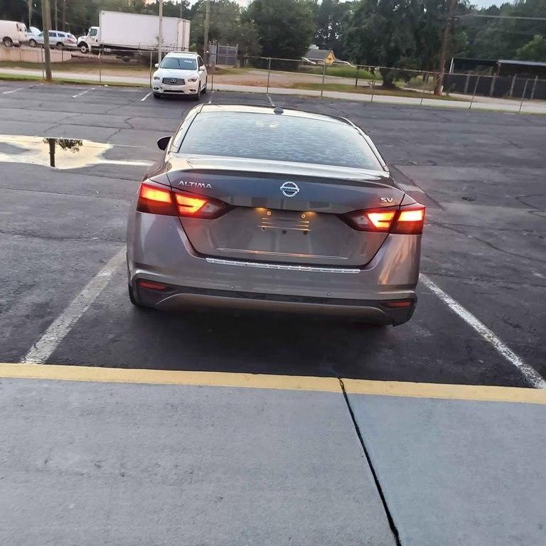 Nissan Altima SV 2021